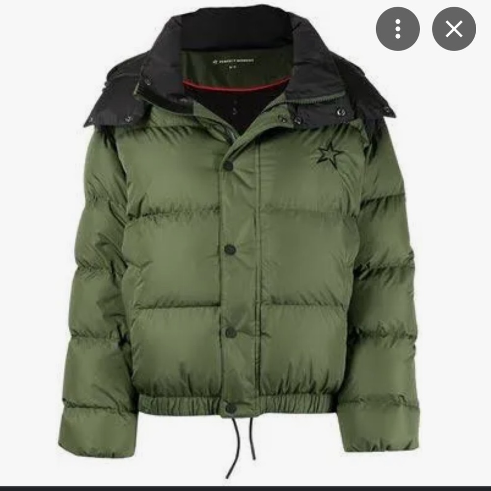 Perfect moment ski puffer - color is green